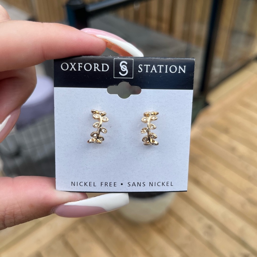 Gold Floral Earrings